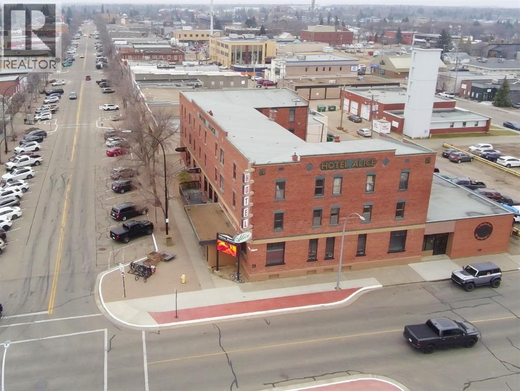 5078 50 Street, Camrose, Alberta  T2V 1R2 - Photo 1 - A2254897