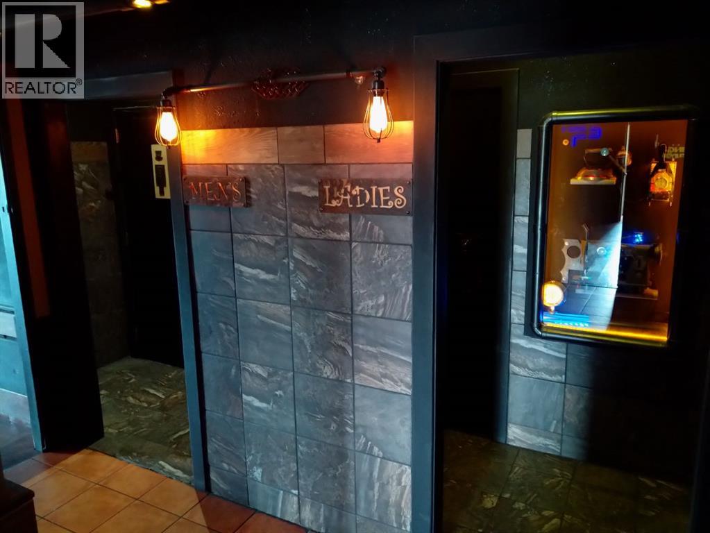 5078 50 Street, Camrose, Alberta  T2V 1R2 - Photo 21 - A2254897