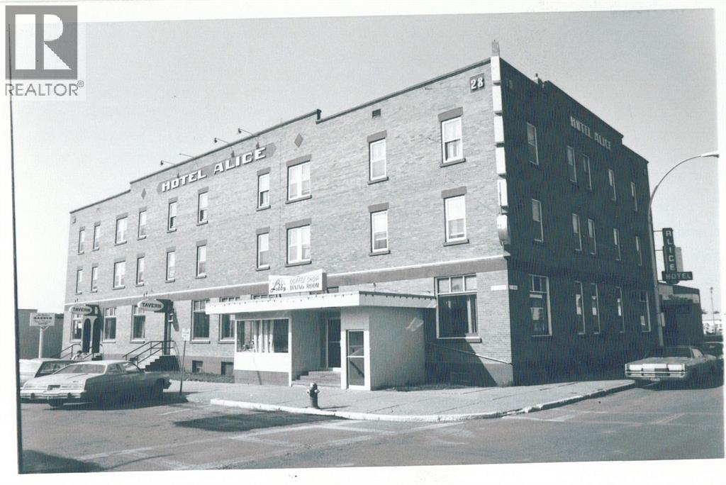 5078 50 Street, Camrose, Alberta  T2V 1R2 - Photo 46 - A2254897