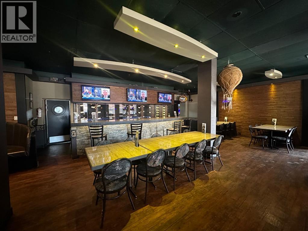 5078 50 Street, Camrose, Alberta  T2V 1R2 - Photo 12 - A2254897