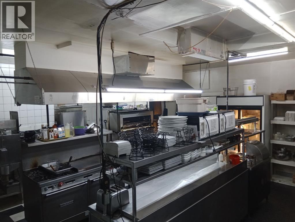 5078 50 Street, Camrose, Alberta  T2V 1R2 - Photo 32 - A2254897