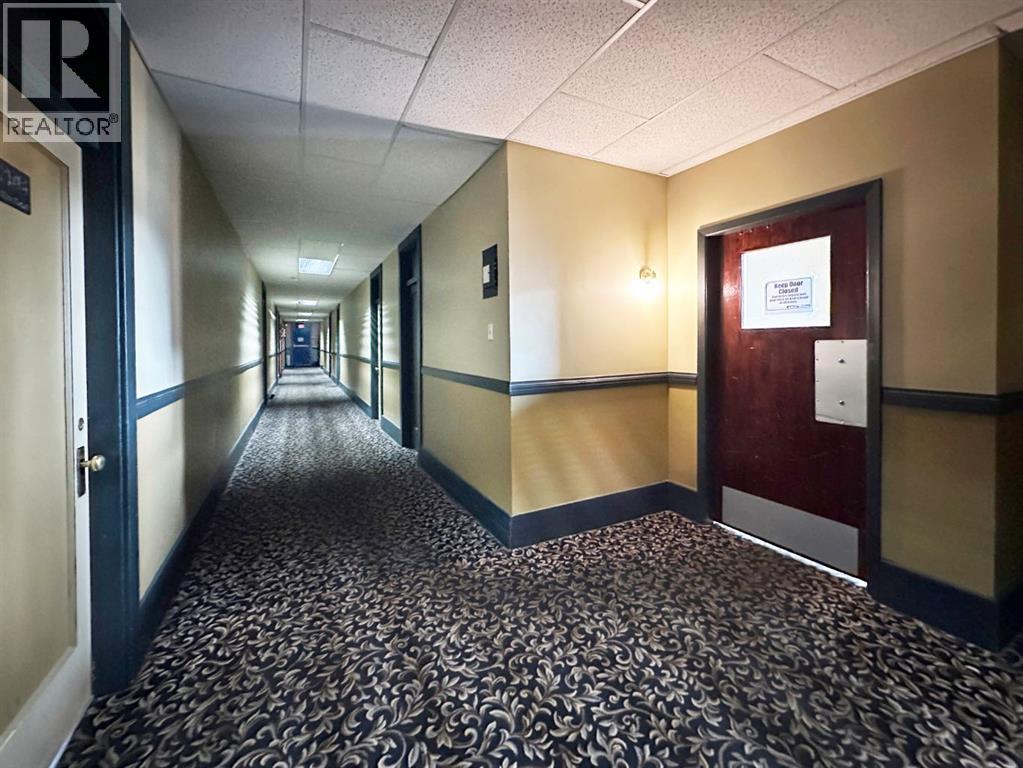 5078 50 Street, Camrose, Alberta  T2V 1R2 - Photo 36 - A2254897