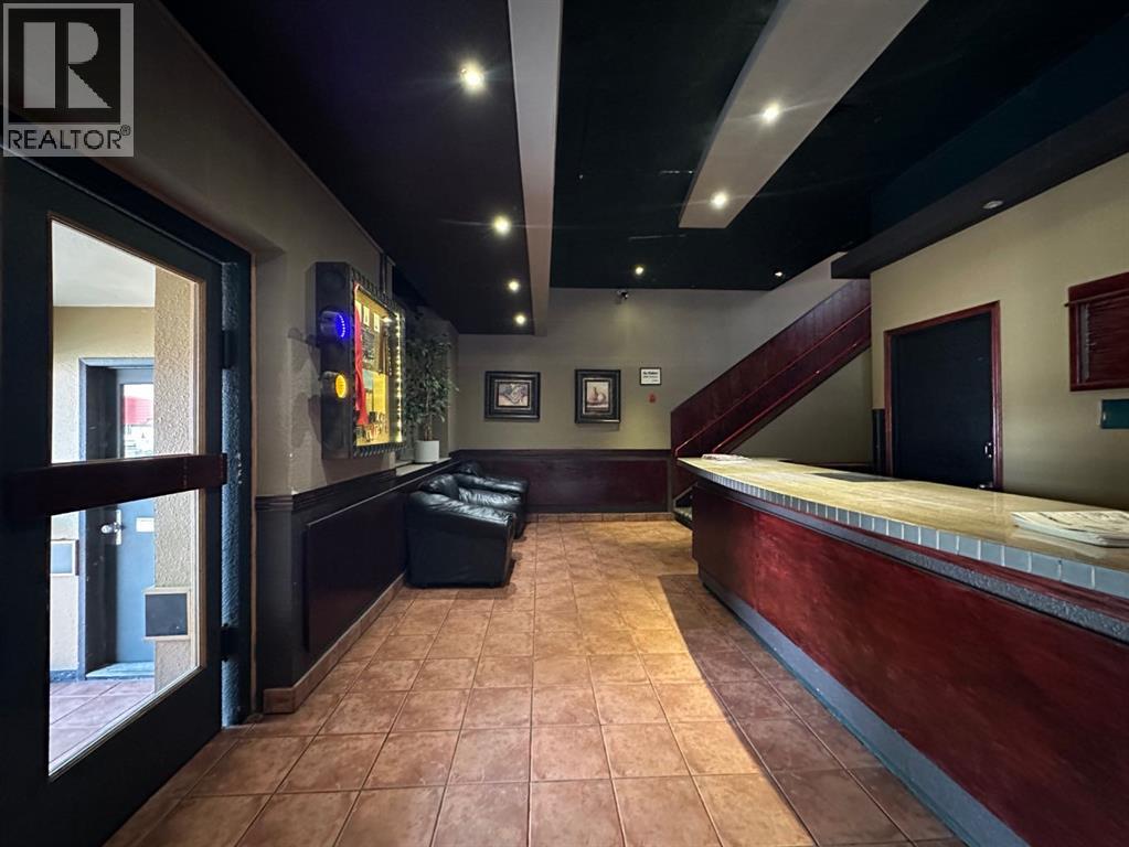 5078 50 Street, Camrose, Alberta  T2V 1R2 - Photo 5 - A2254897