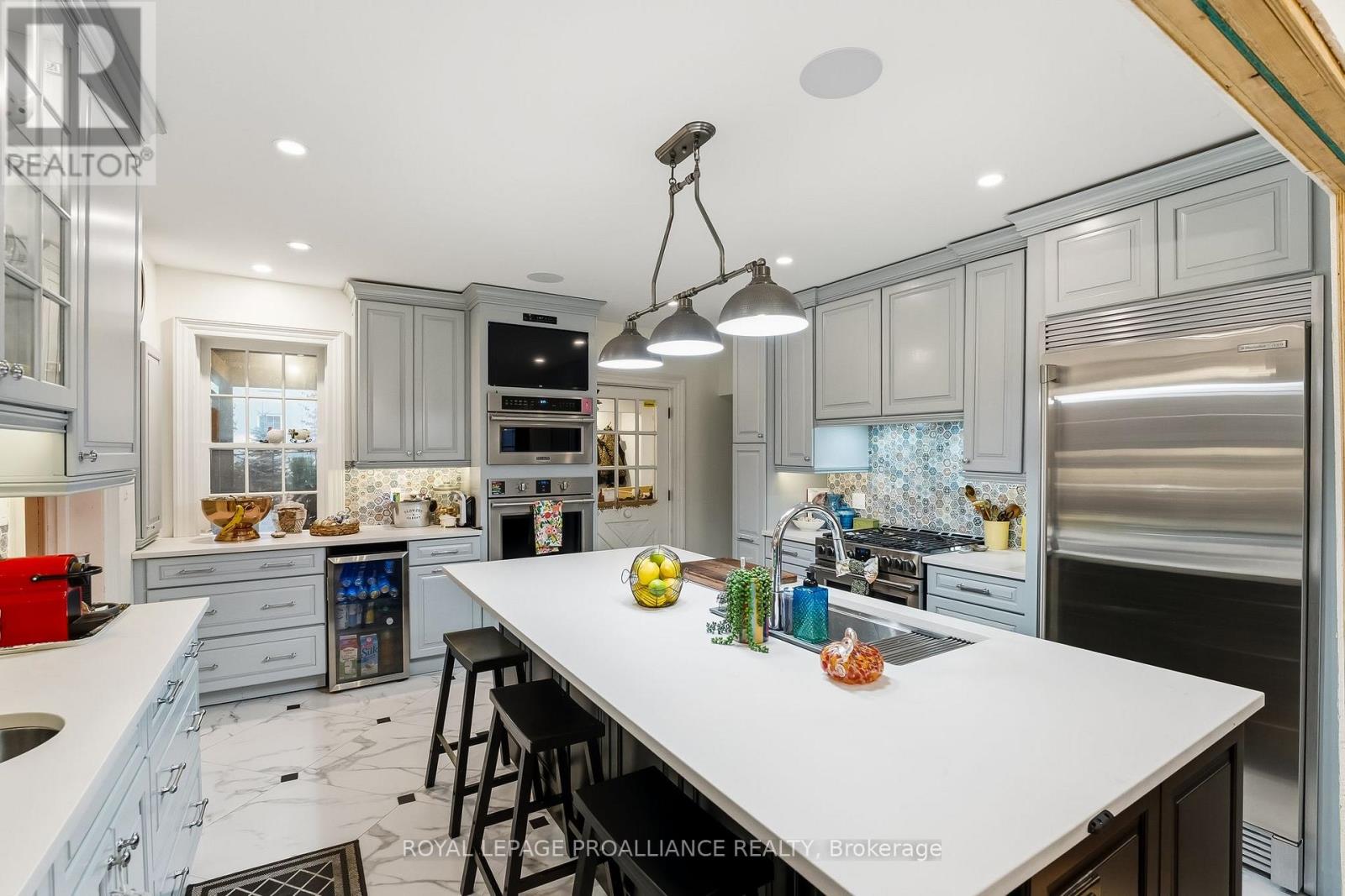 13 King Street, Port Hope, Ontario L1A 2R3 - Photo 10 - X12492738