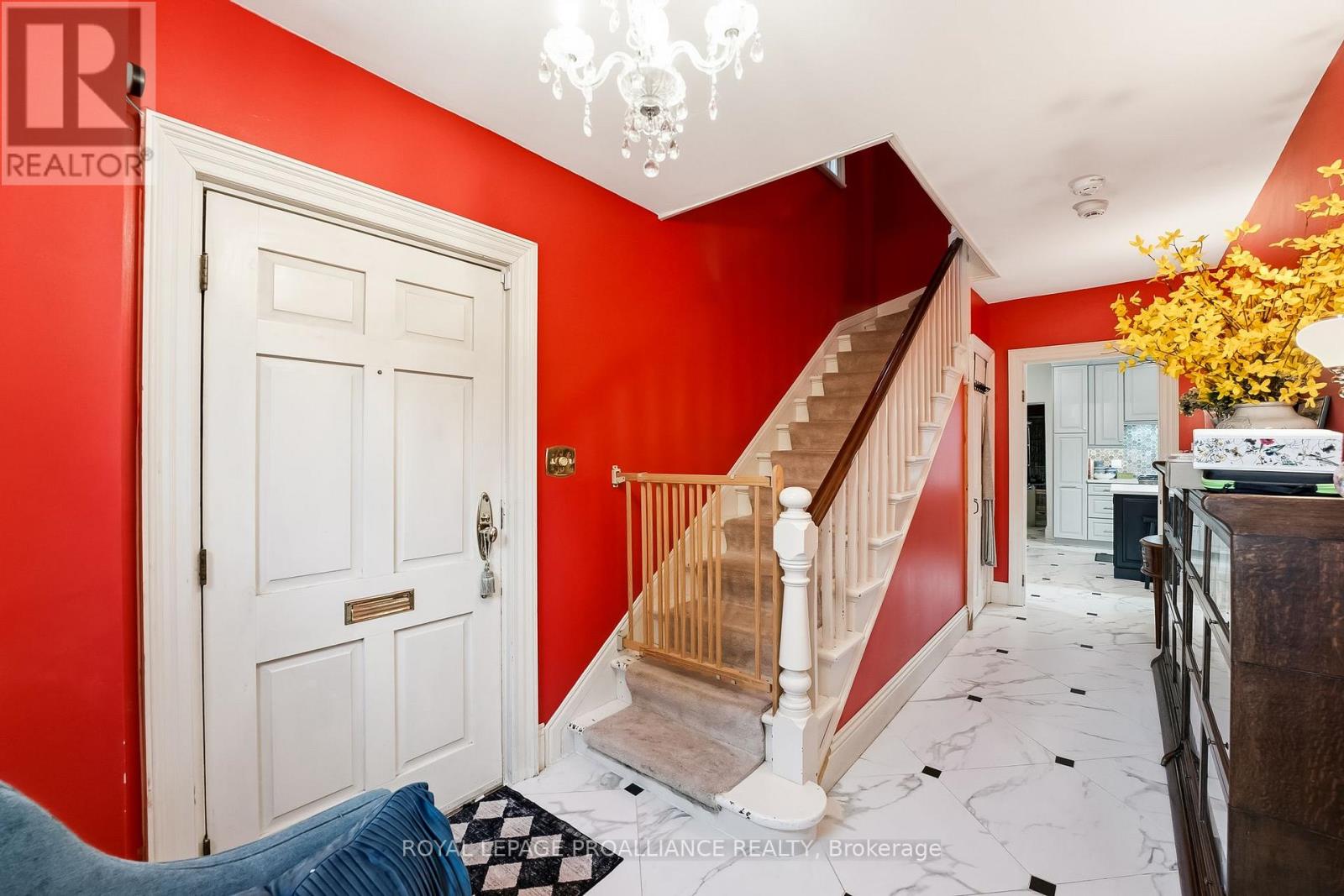 13 King Street, Port Hope, Ontario L1A 2R3 - Photo 14 - X12492738