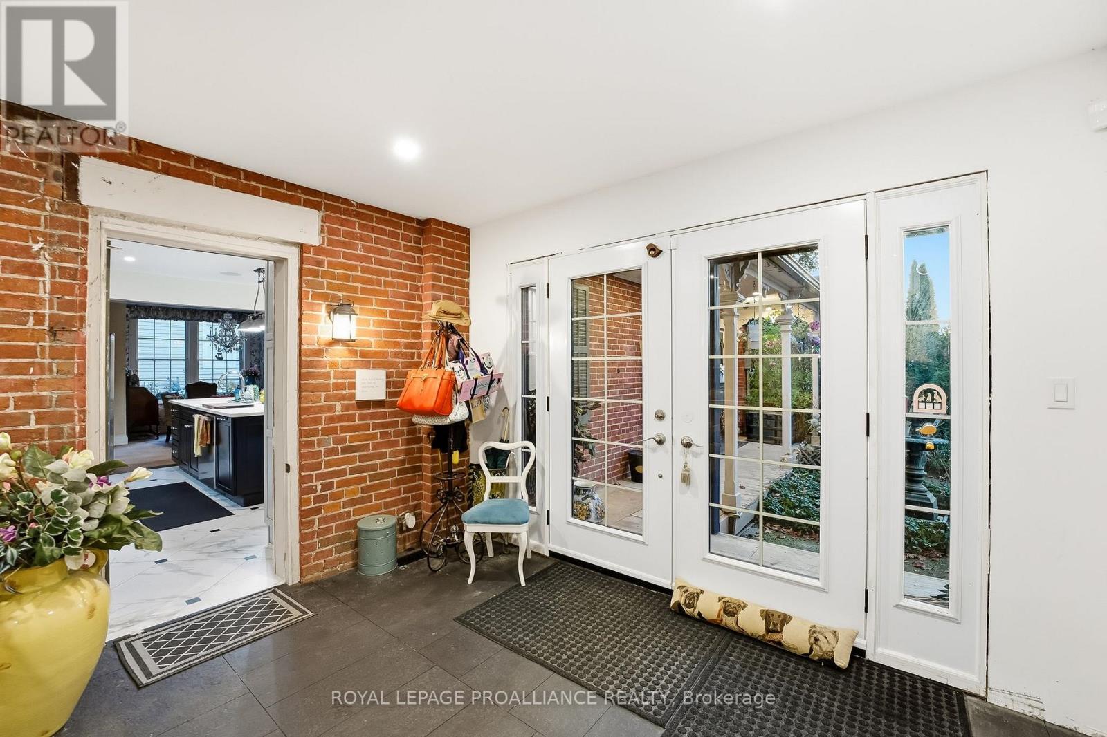 13 King Street, Port Hope, Ontario L1A 2R3 - Photo 34 - X12492738