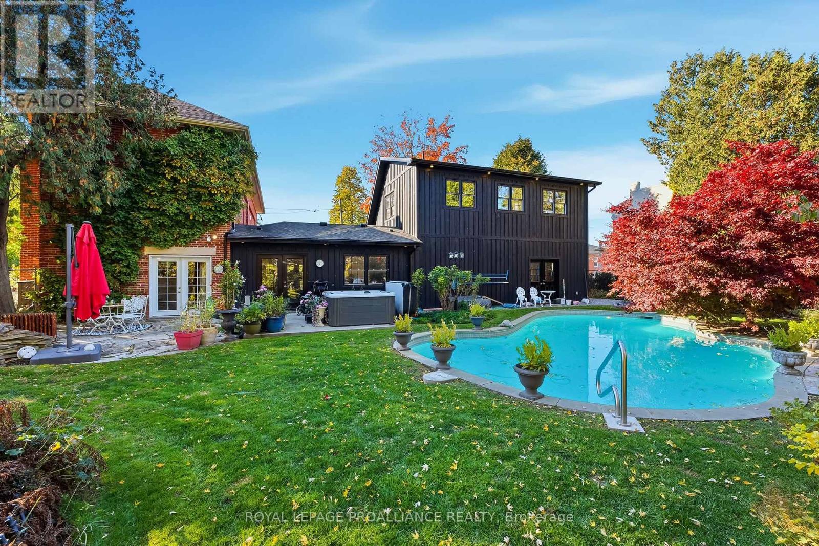 13 King Street, Port Hope, Ontario L1A 2R3 - Photo 43 - X12492738