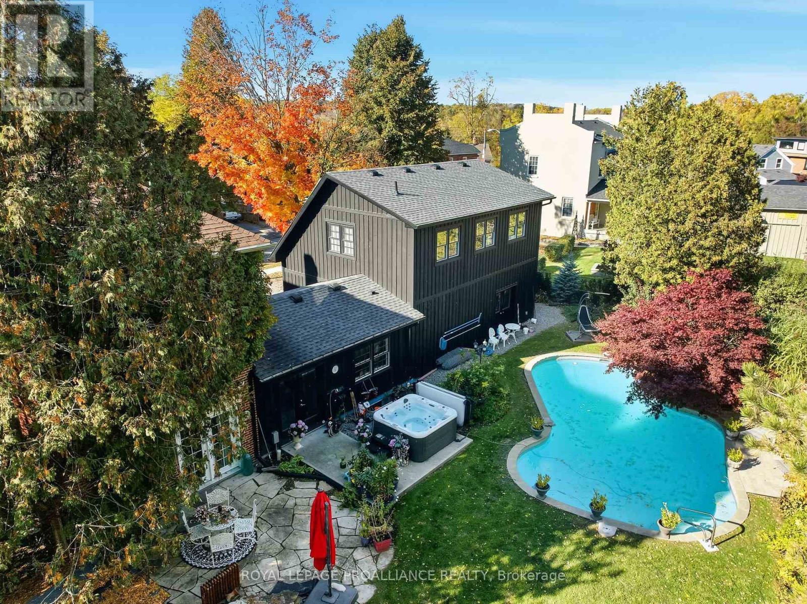 13 King Street, Port Hope, Ontario L1A 2R3 - Photo 44 - X12492738