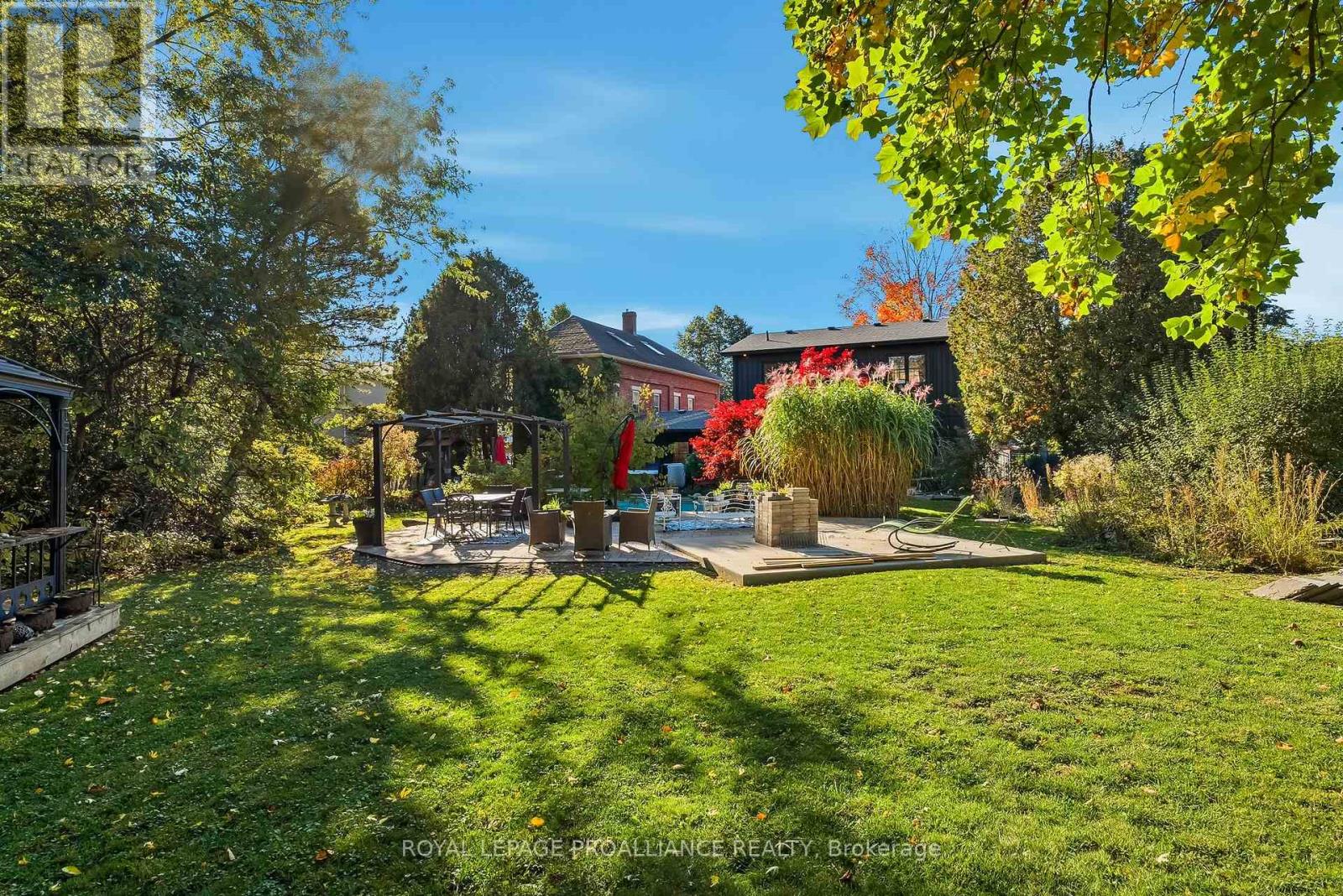 13 King Street, Port Hope, Ontario L1A 2R3 - Photo 46 - X12492738