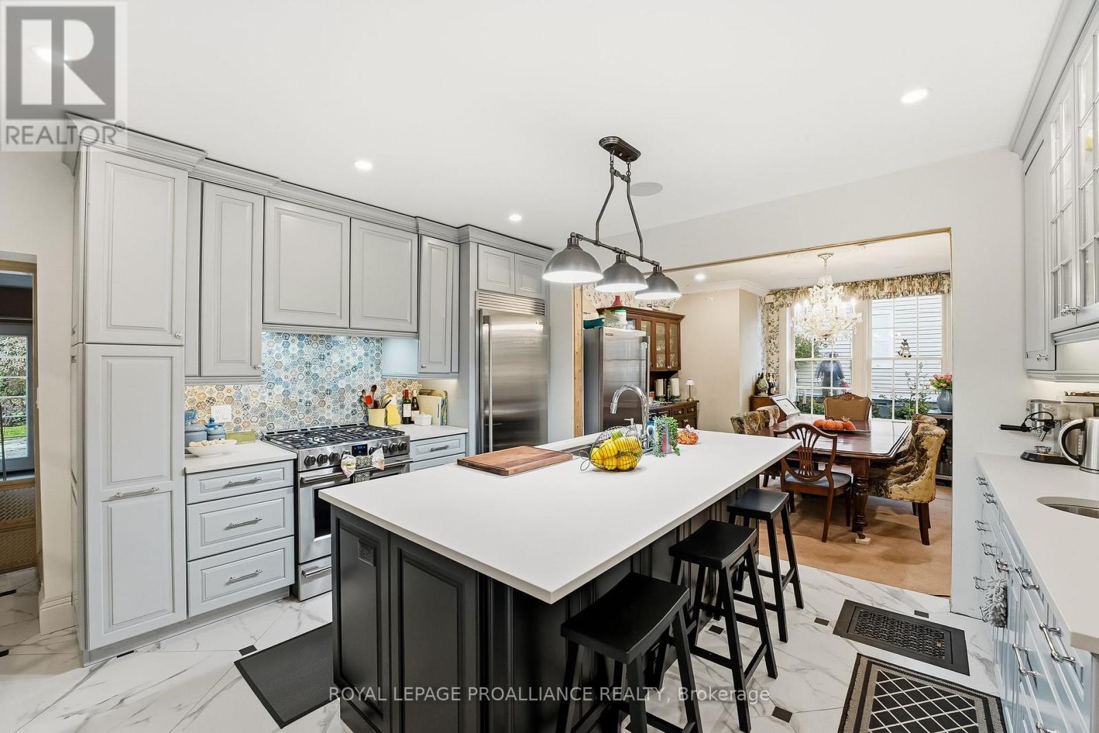 13 King Street, Port Hope, Ontario L1A 2R3 - Photo 7 - X12492738