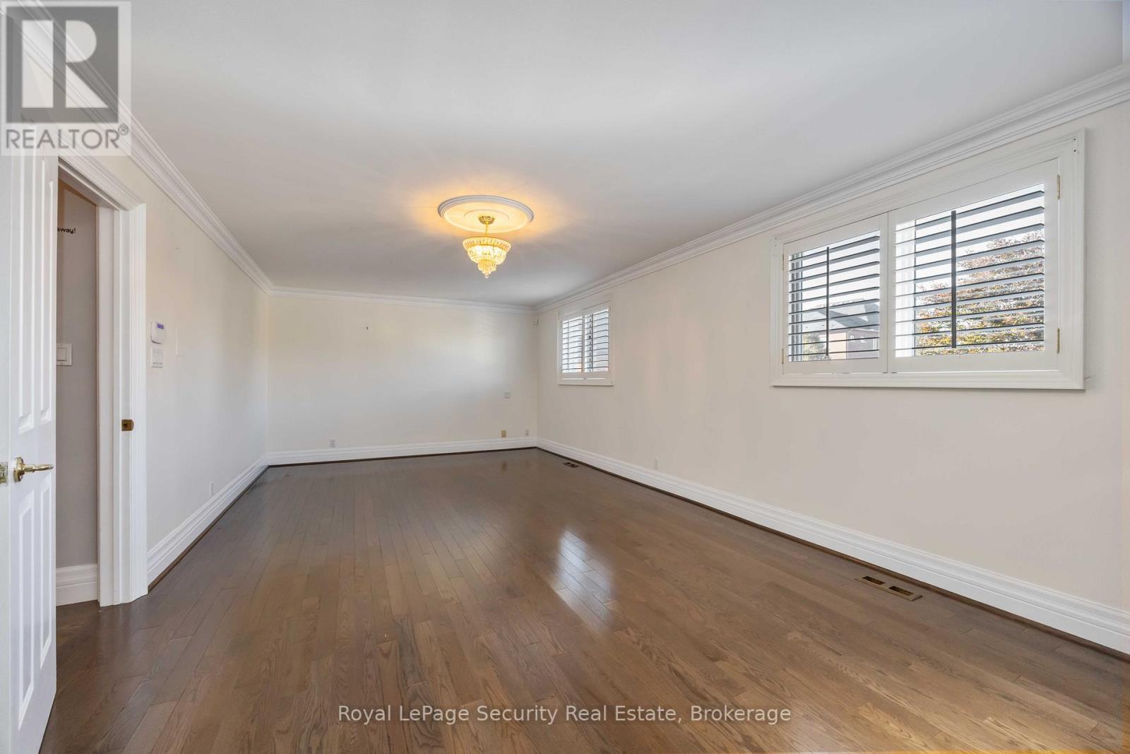 138 Elgin Mills Road W, Richmond Hill, Ontario  L4C 4M2 - Photo 23 - N12492522