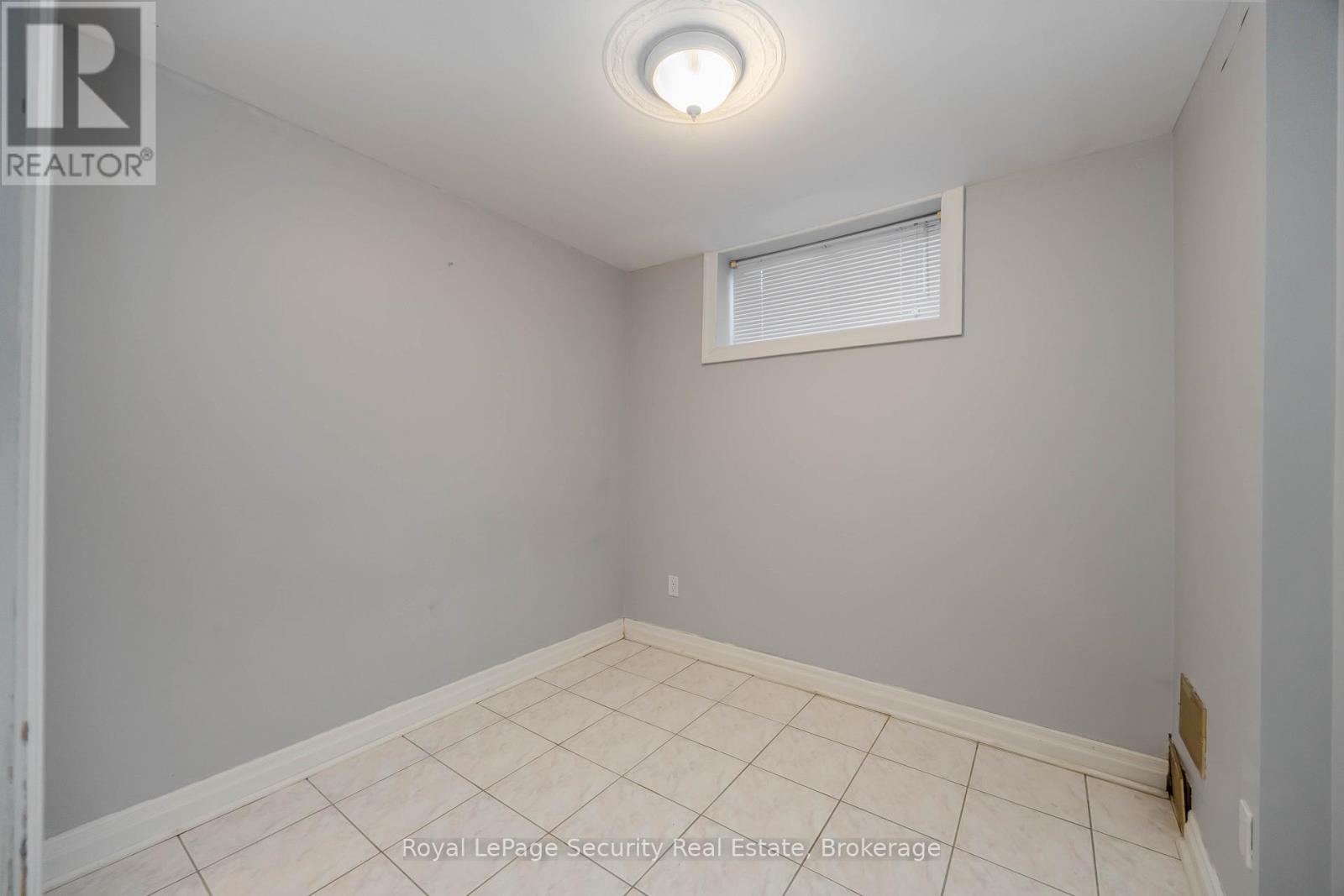 138 Elgin Mills Road W, Richmond Hill, Ontario  L4C 4M2 - Photo 41 - N12492522