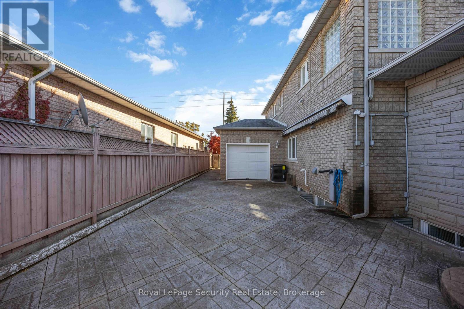 138 Elgin Mills Road W, Richmond Hill, Ontario  L4C 4M2 - Photo 45 - N12492522