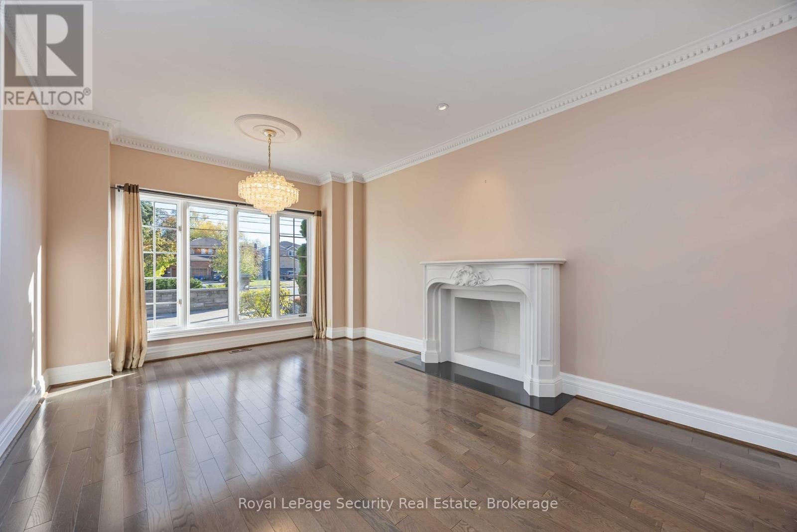 138 Elgin Mills Road W, Richmond Hill, Ontario  L4C 4M2 - Photo 6 - N12492522