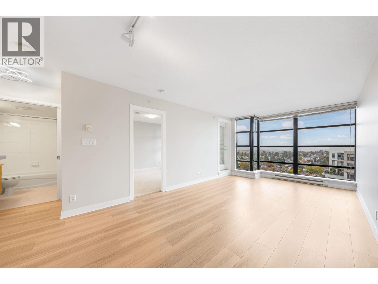 2410 5380 Oben Street, Vancouver, British Columbia  V5R 6H7 - Photo 13 - R3063316