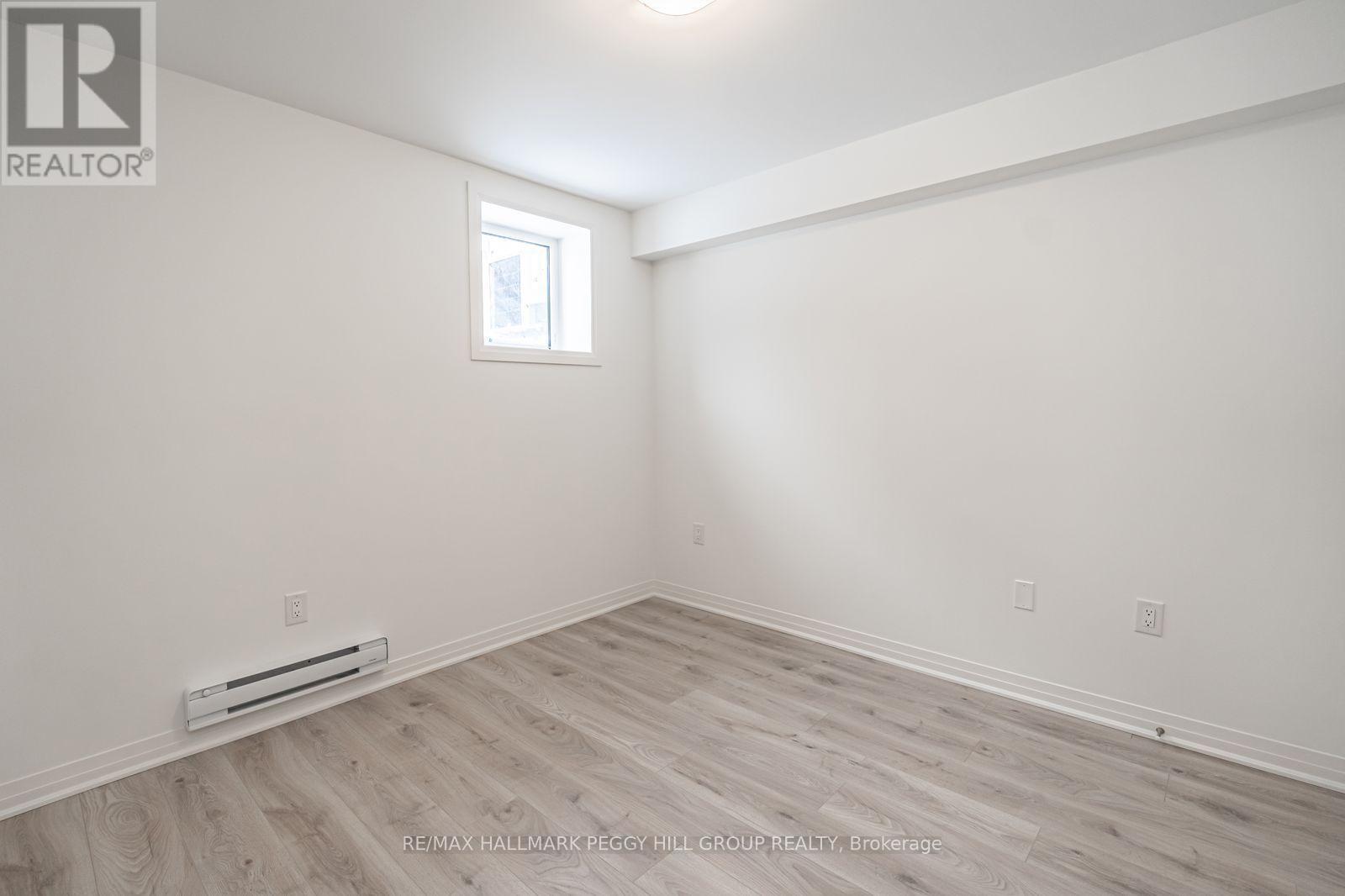 112 West Oak Trail, Barrie, Ontario  L9J 0L1 - Photo 19 - S12492498