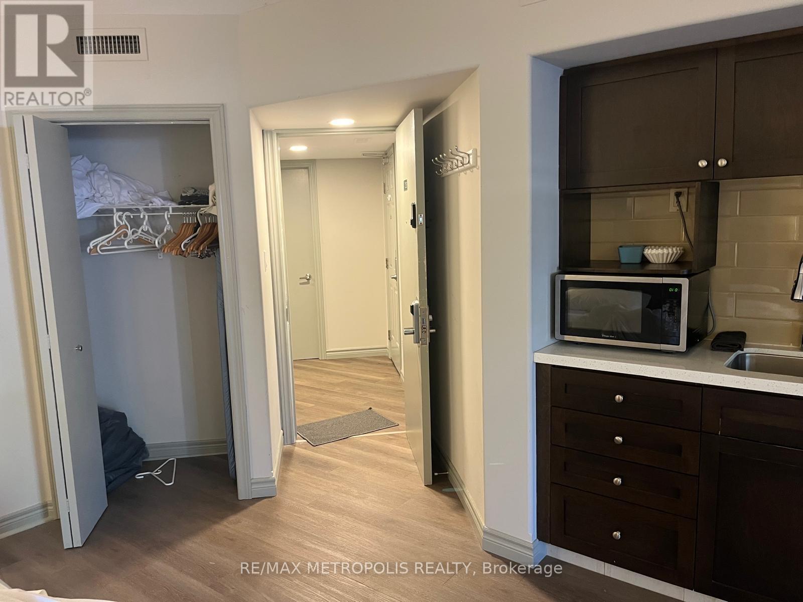 2030-31 - 90 Highland Drive, Oro-Medonte, Ontario  L0L 2L0 - Photo 14 - S12492528