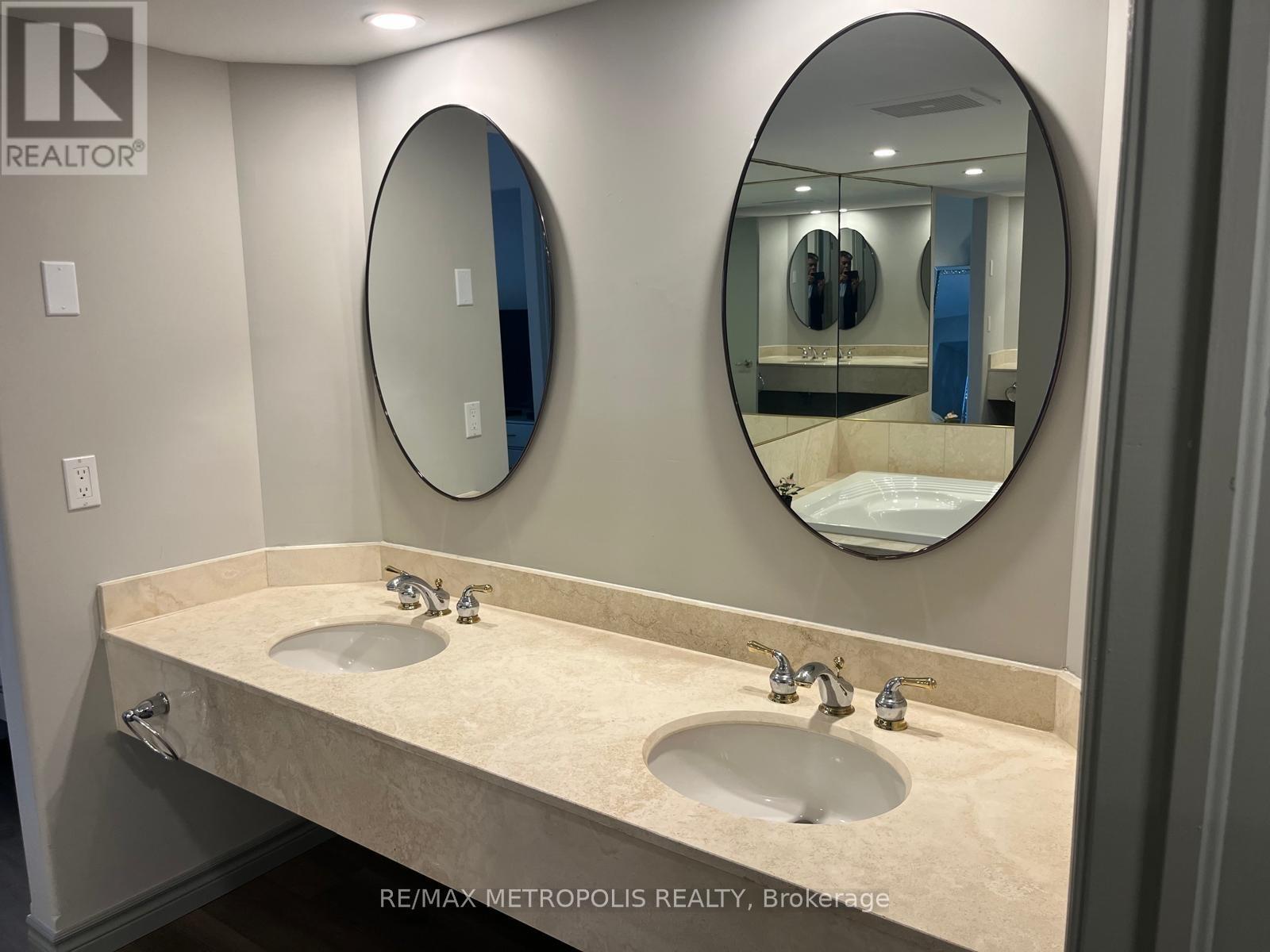 2030-31 - 90 Highland Drive, Oro-Medonte, Ontario  L0L 2L0 - Photo 20 - S12492528