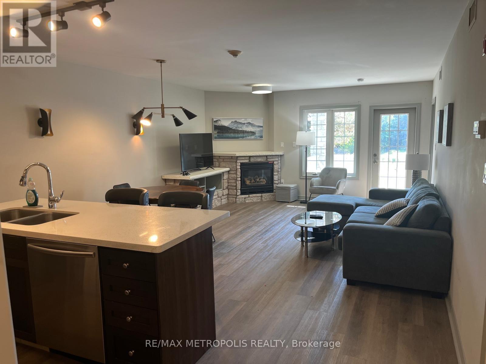 2030-31 - 90 Highland Drive, Oro-Medonte, Ontario  L0L 2L0 - Photo 4 - S12492528