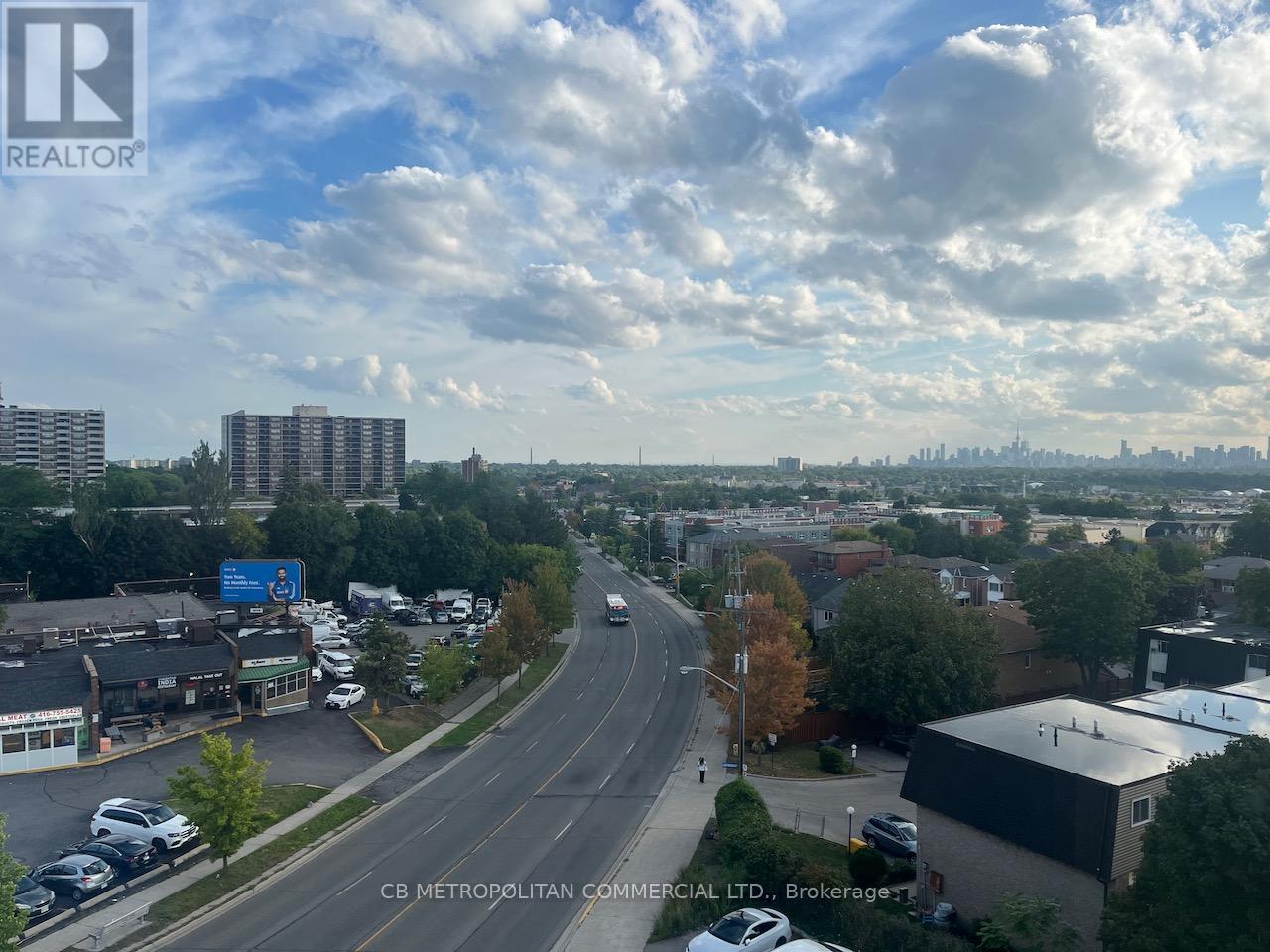 1880 O'connor Drive, Toronto, Ontario M4A 1W9 - Photo 7 - C12471330