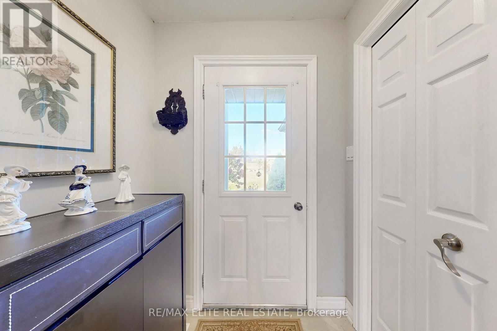 9 Island Lake Drive, Whitchurch-Stouffville, Ontario  L4A 3G7 - Photo 23 - N12489158