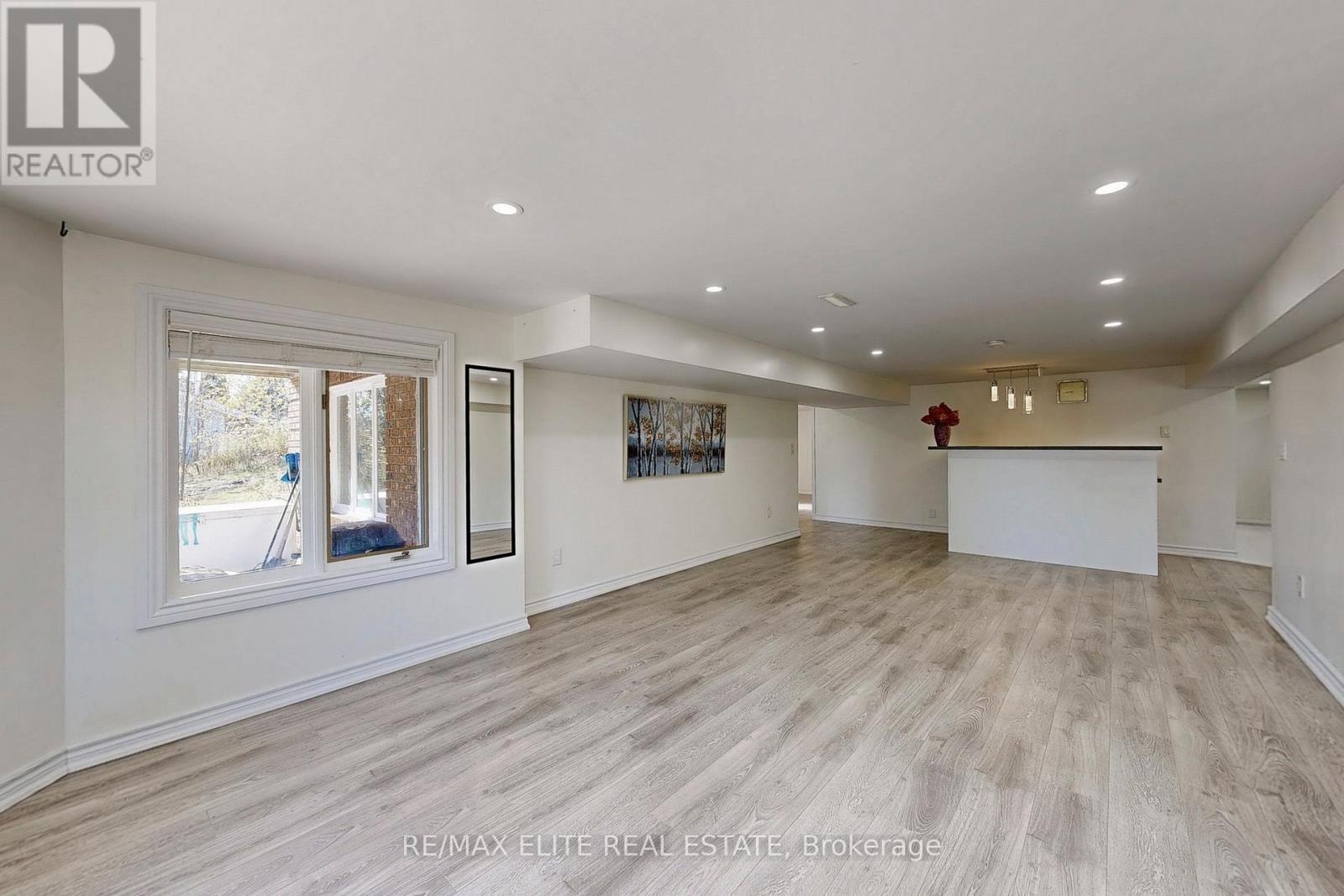 9 Island Lake Drive, Whitchurch-Stouffville, Ontario  L4A 3G7 - Photo 38 - N12489158