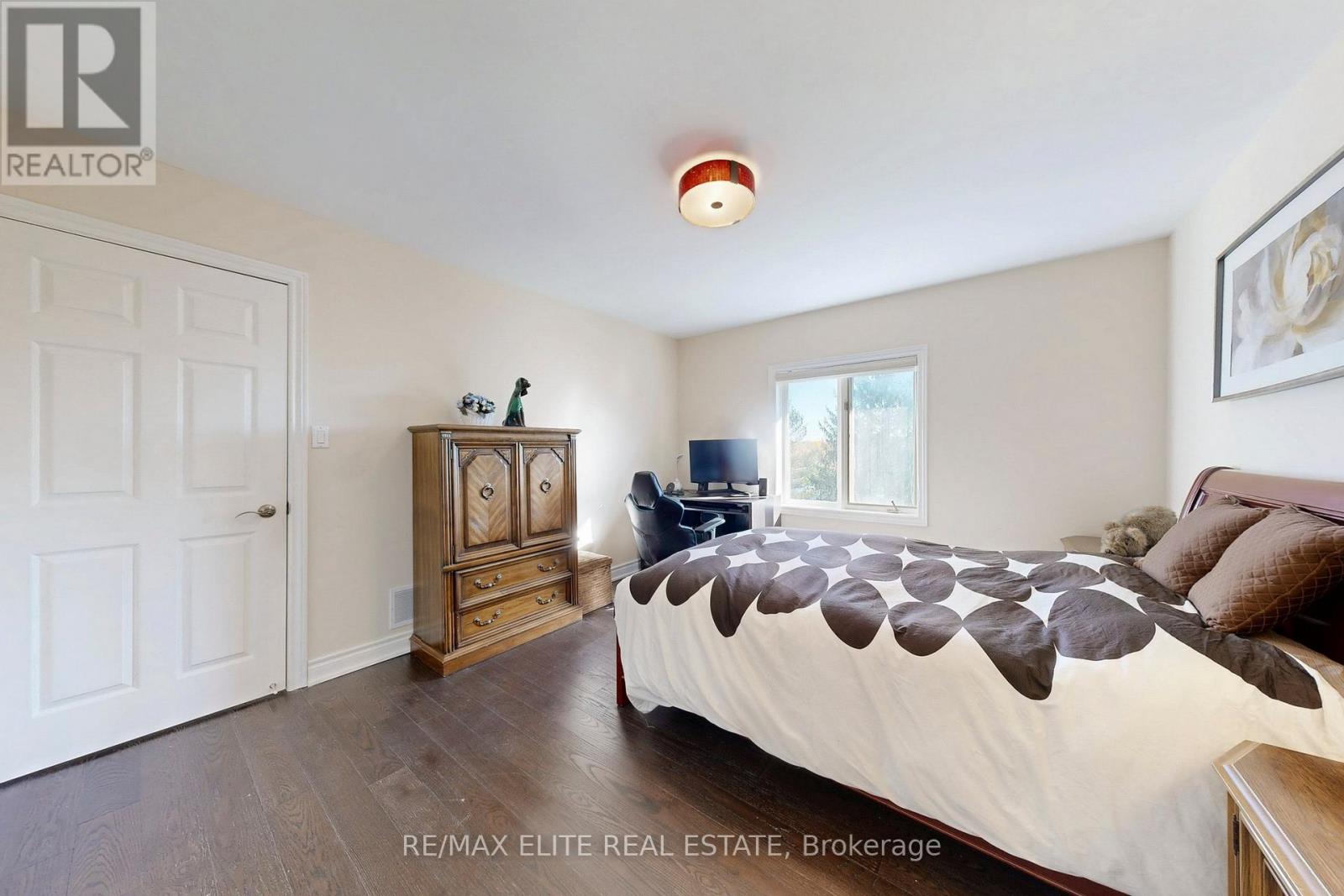 9 Island Lake Drive, Whitchurch-Stouffville, Ontario  L4A 3G7 - Photo 31 - N12489158