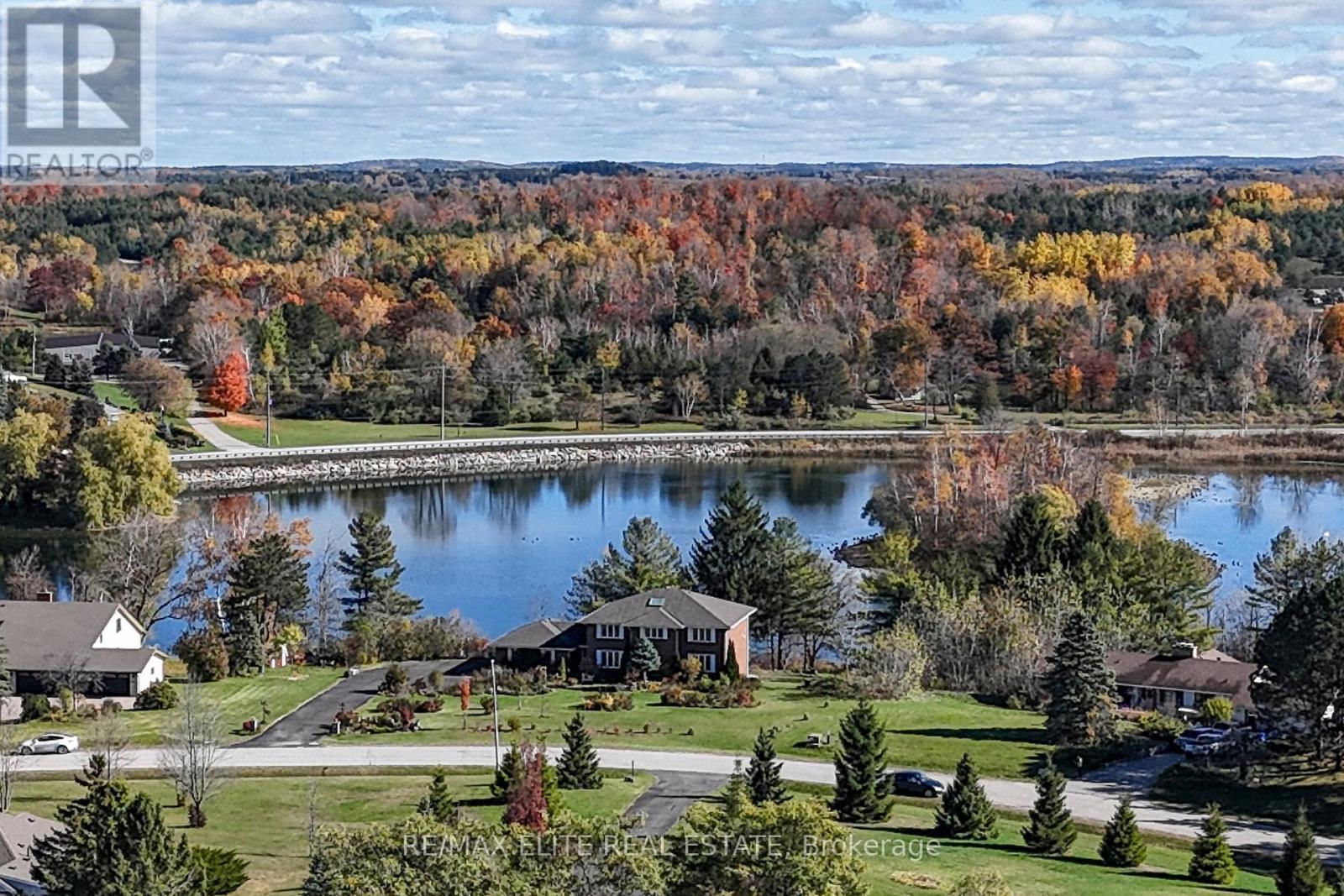 9 Island Lake Drive, Whitchurch-Stouffville, Ontario  L4A 3G7 - Photo 48 - N12489158