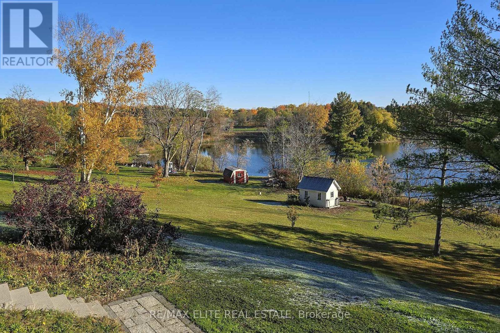 9 Island Lake Drive, Whitchurch-Stouffville, Ontario  L4A 3G7 - Photo 46 - N12489158