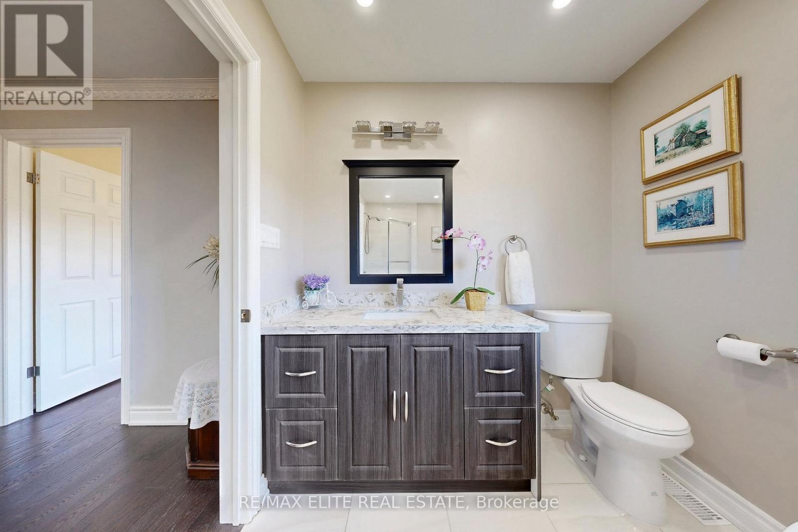 9 Island Lake Drive, Whitchurch-Stouffville, Ontario  L4A 3G7 - Photo 27 - N12489158