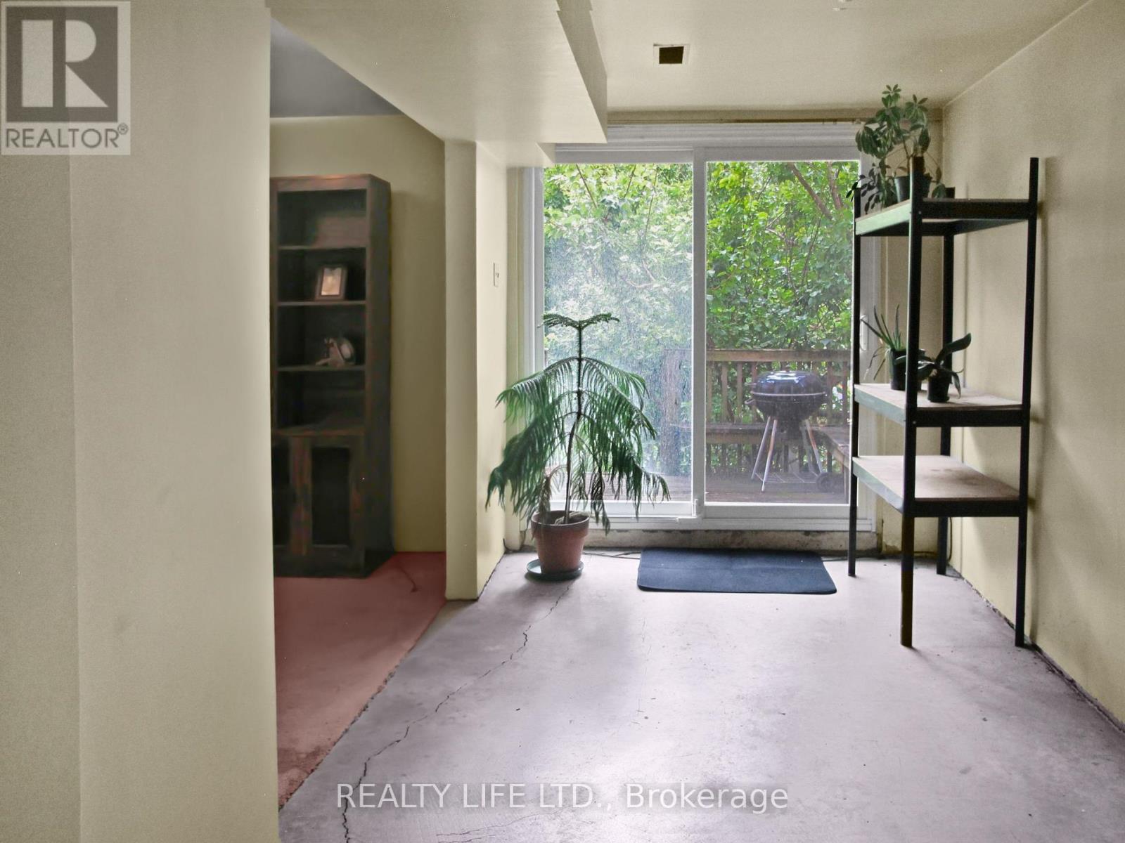 61 Cameron Avenue, Toronto, Ontario  M6M 1R1 - Photo 22 - W12492464