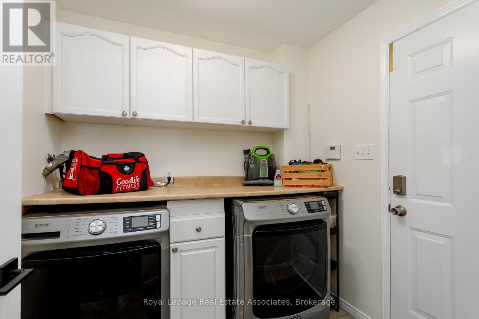 7081 Walworth Court, Mississauga, Ontario  L5N 7L4 - Photo 26 - W12492472