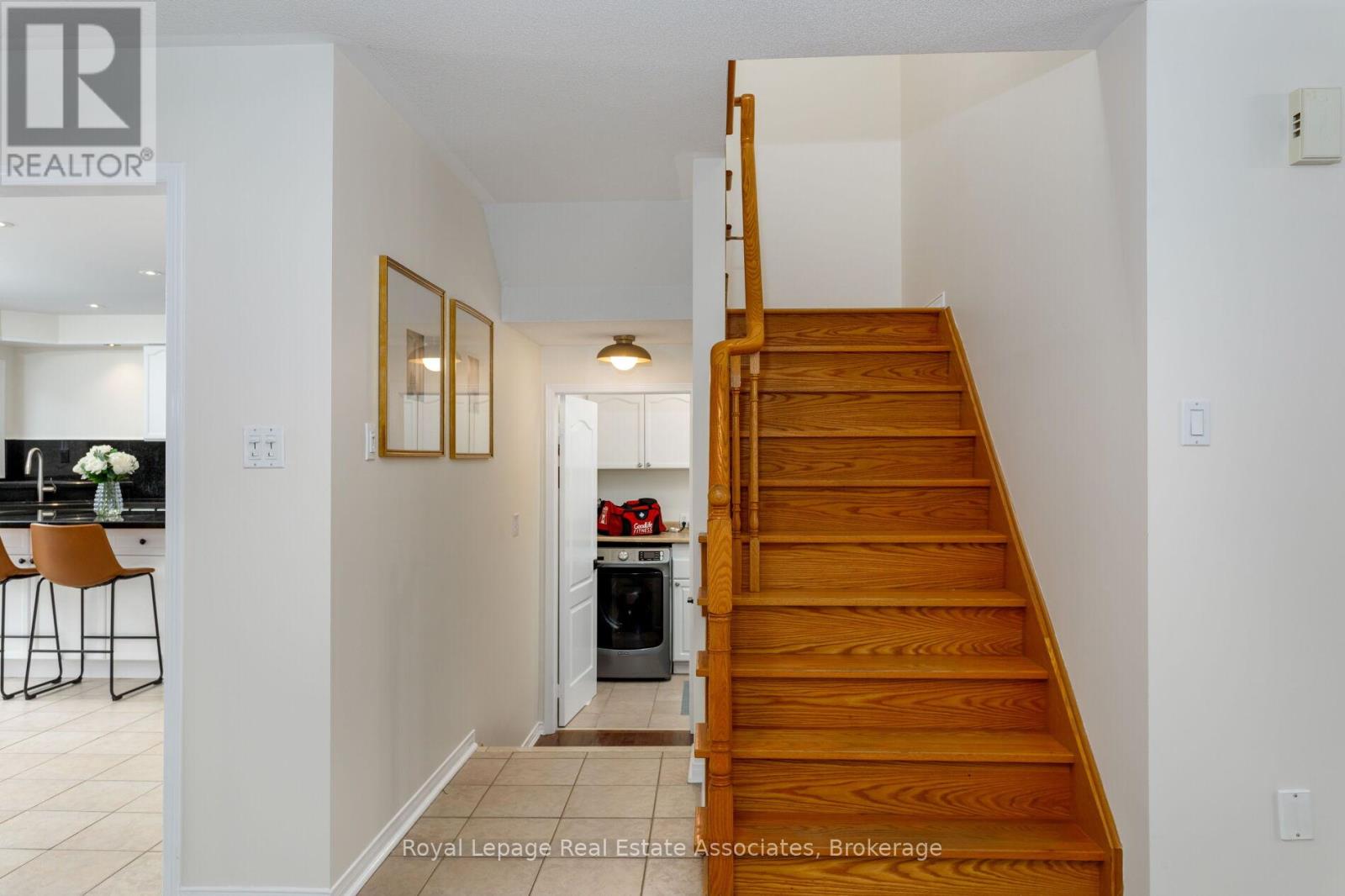 7081 Walworth Court, Mississauga, Ontario  L5N 7L4 - Photo 28 - W12492472