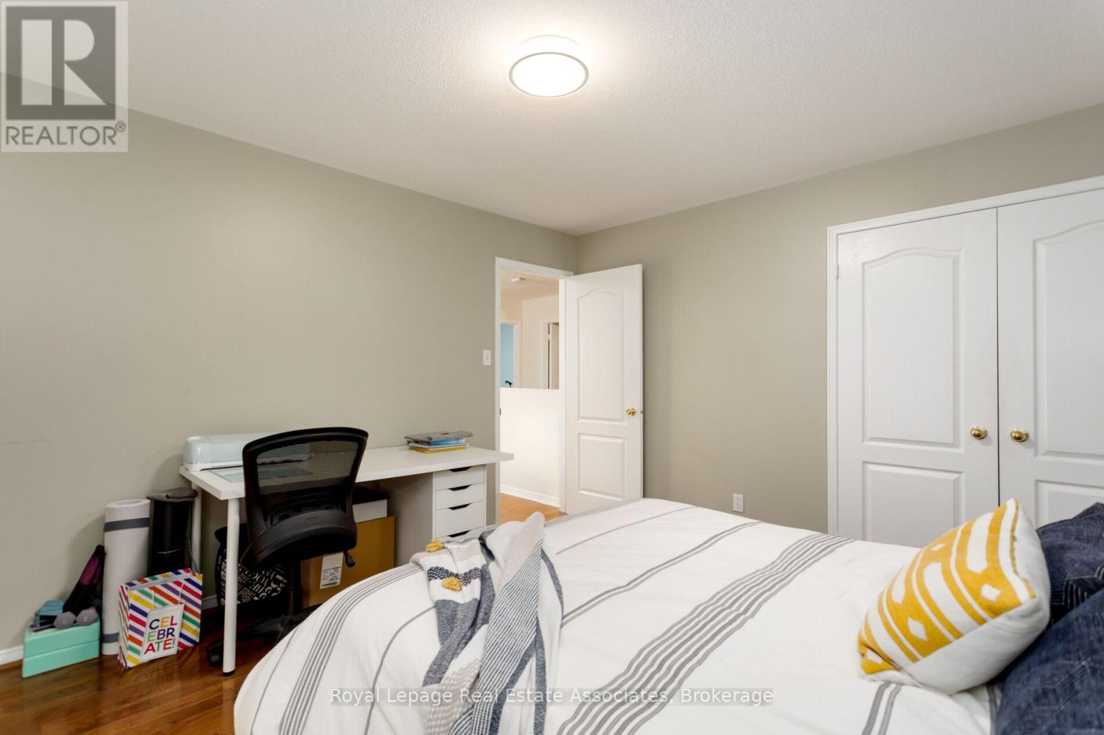 7081 Walworth Court, Mississauga, Ontario  L5N 7L4 - Photo 39 - W12492472