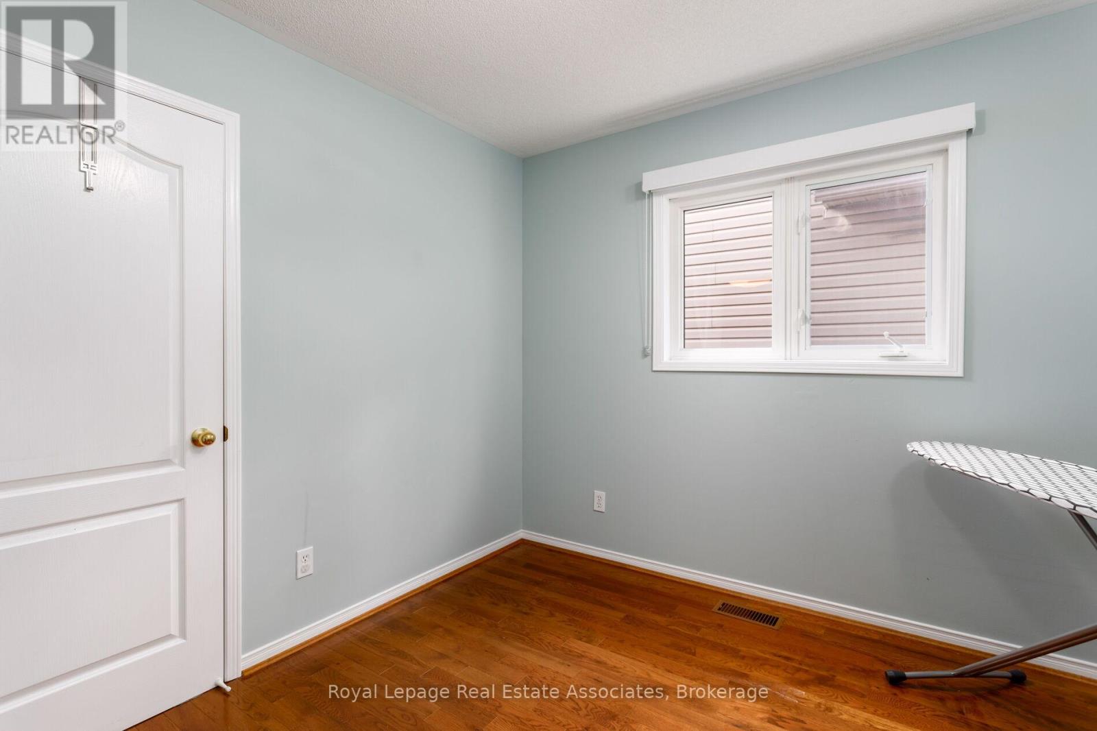 7081 Walworth Court, Mississauga, Ontario  L5N 7L4 - Photo 42 - W12492472