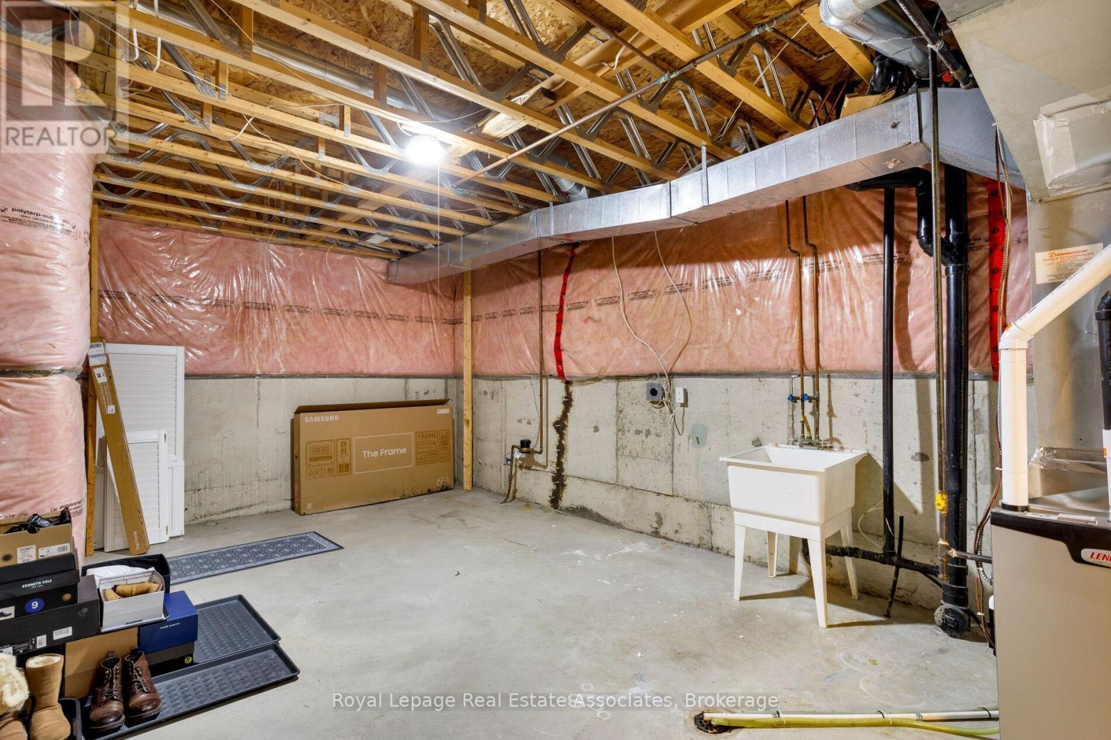 7081 Walworth Court, Mississauga, Ontario  L5N 7L4 - Photo 49 - W12492472