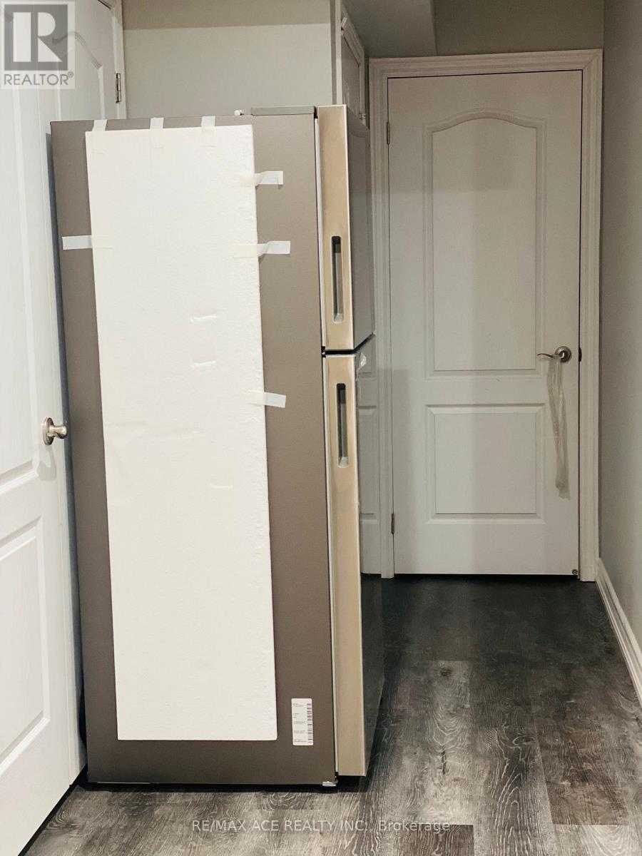 Bsmt - 152 Sea Drifter Crescent, Brampton, Ontario  L6P 4A8 - Photo 4 - W12492500