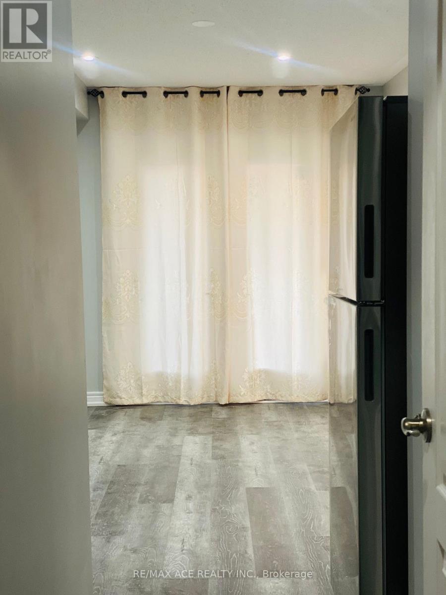 Bsmt - 152 Sea Drifter Crescent, Brampton, Ontario  L6P 4A8 - Photo 6 - W12492500