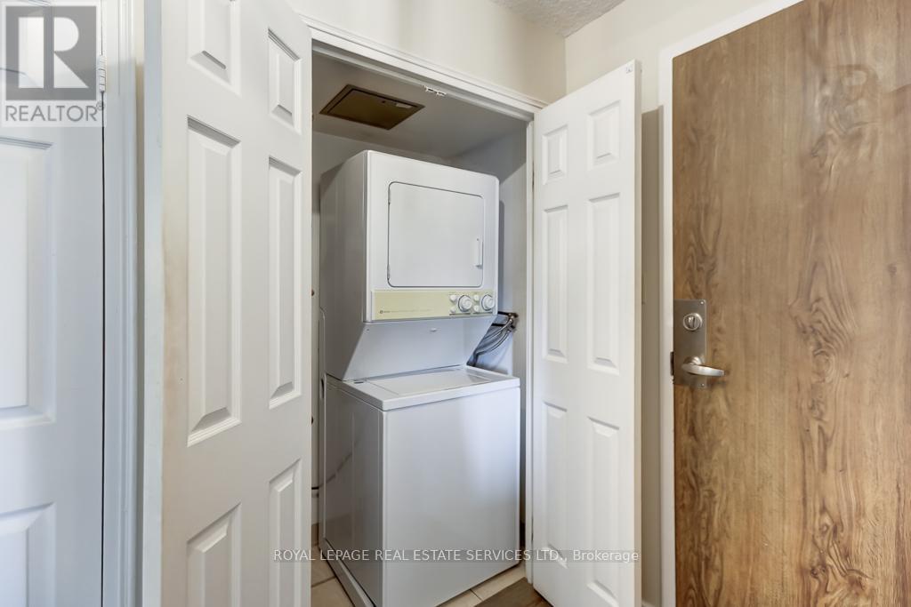 704 - 95 La Rose Avenue, Toronto, Ontario  M9P 3T2 - Photo 18 - W12492552