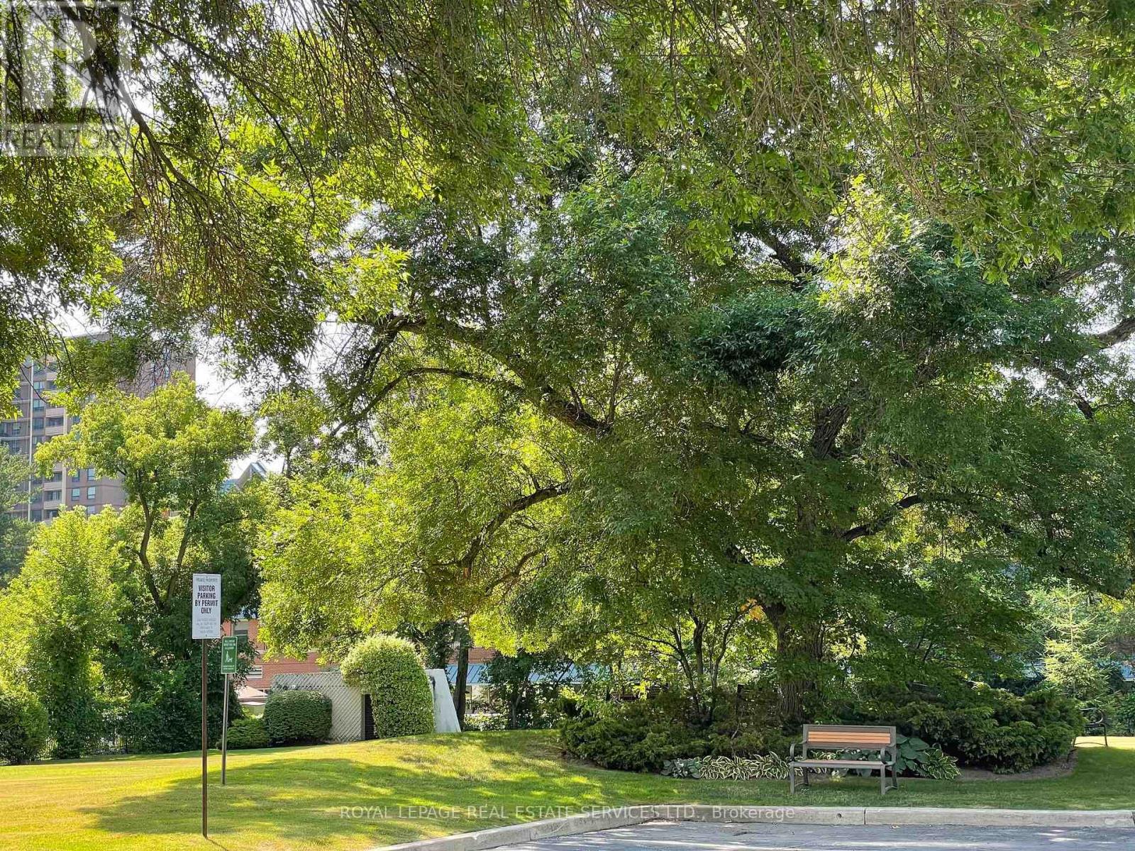 704 - 95 La Rose Avenue, Toronto, Ontario  M9P 3T2 - Photo 28 - W12492552