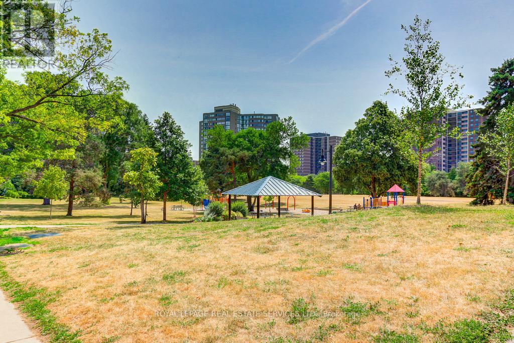 704 - 95 La Rose Avenue, Toronto, Ontario  M9P 3T2 - Photo 30 - W12492552