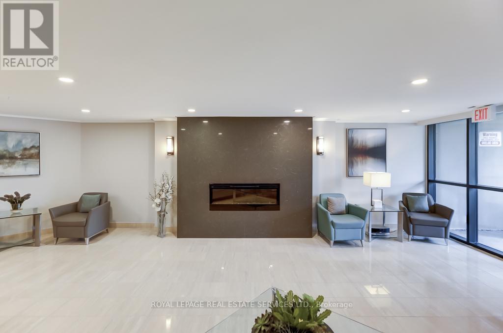 704 - 95 La Rose Avenue, Toronto, Ontario  M9P 3T2 - Photo 6 - W12492552