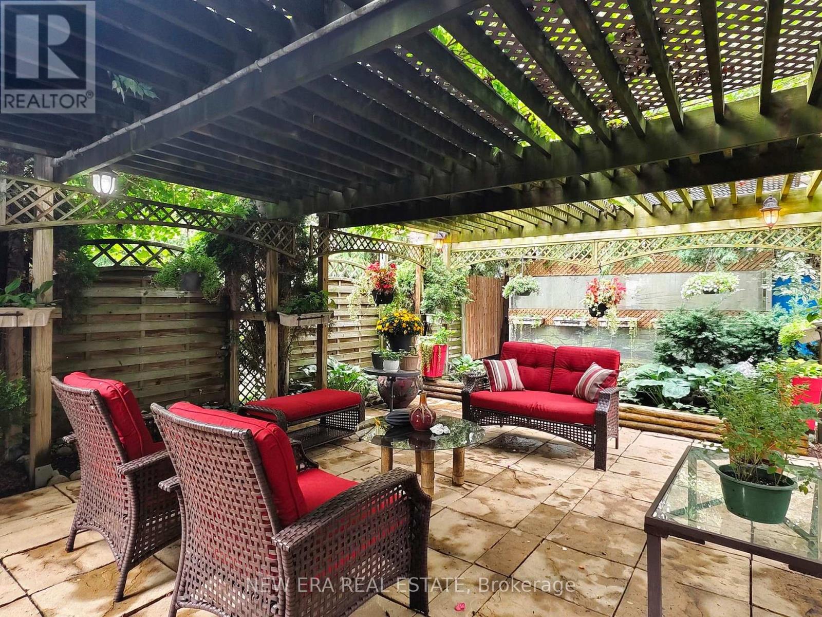 2669 Inlake Court, Mississauga, Ontario  L5N 2A6 - Photo 37 - W12389331