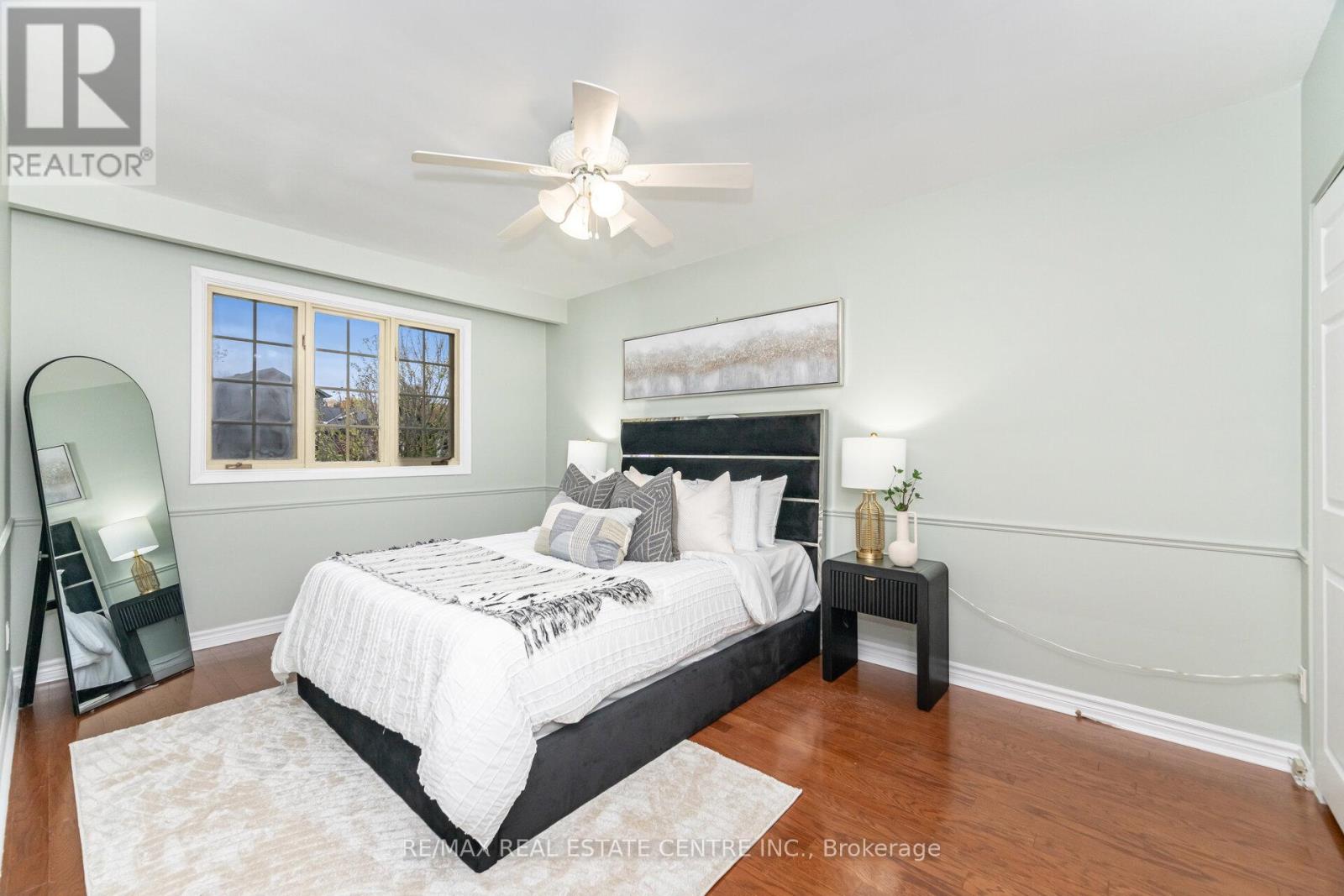 5288 Mericourt Road, Burlington, Ontario  L7L 3R3 - Photo 19 - W12487896