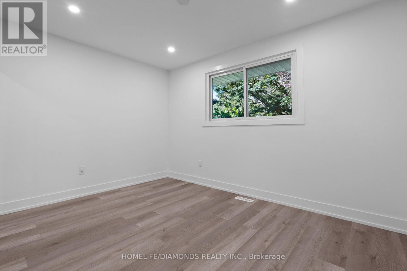 17 Old Coach Road, St. Catharines, Ontario  L2N 2P4 - Photo 30 - X12484468