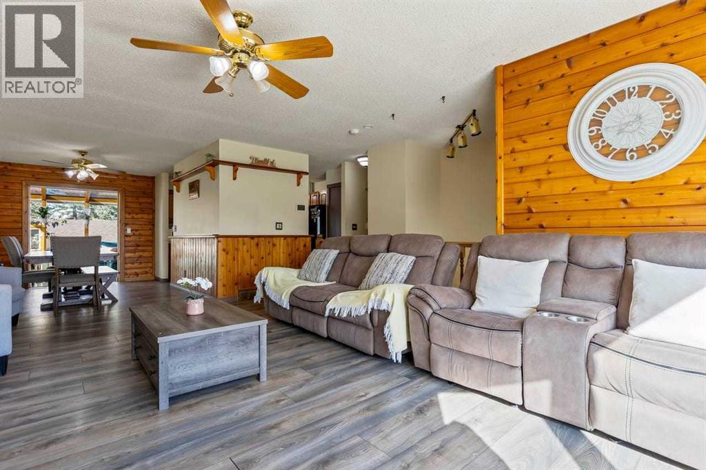 1018 10 Avenue Se, High River, Alberta  T1V 1L3 - Photo 7 - A2260710