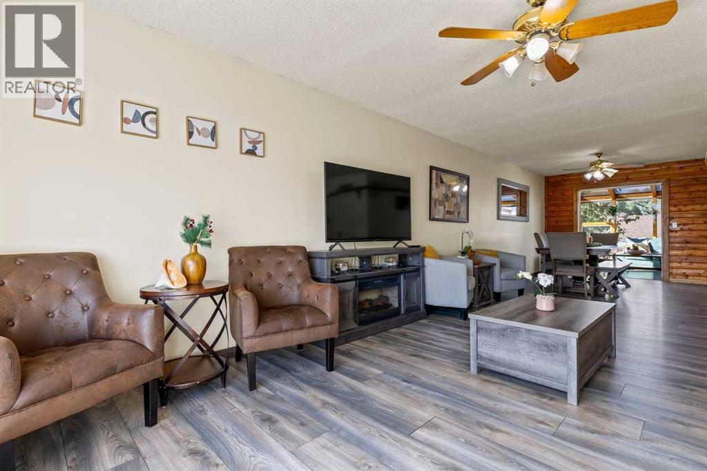 1018 10 Avenue Se, High River, Alberta  T1V 1L3 - Photo 8 - A2260710