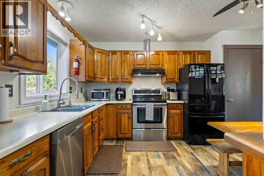 1018 10 Avenue Se, High River, Alberta  T1V 1L3 - Photo 15 - A2260710