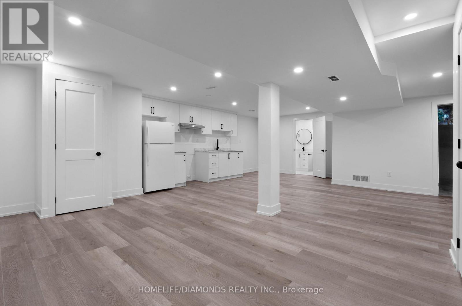 17 Old Coach Road, St. Catharines, Ontario  L2N 2P4 - Photo 40 - X12484468