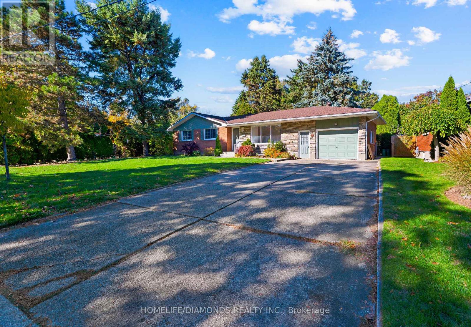 17 Old Coach Road, St. Catharines, Ontario  L2N 2P4 - Photo 13 - X12484468